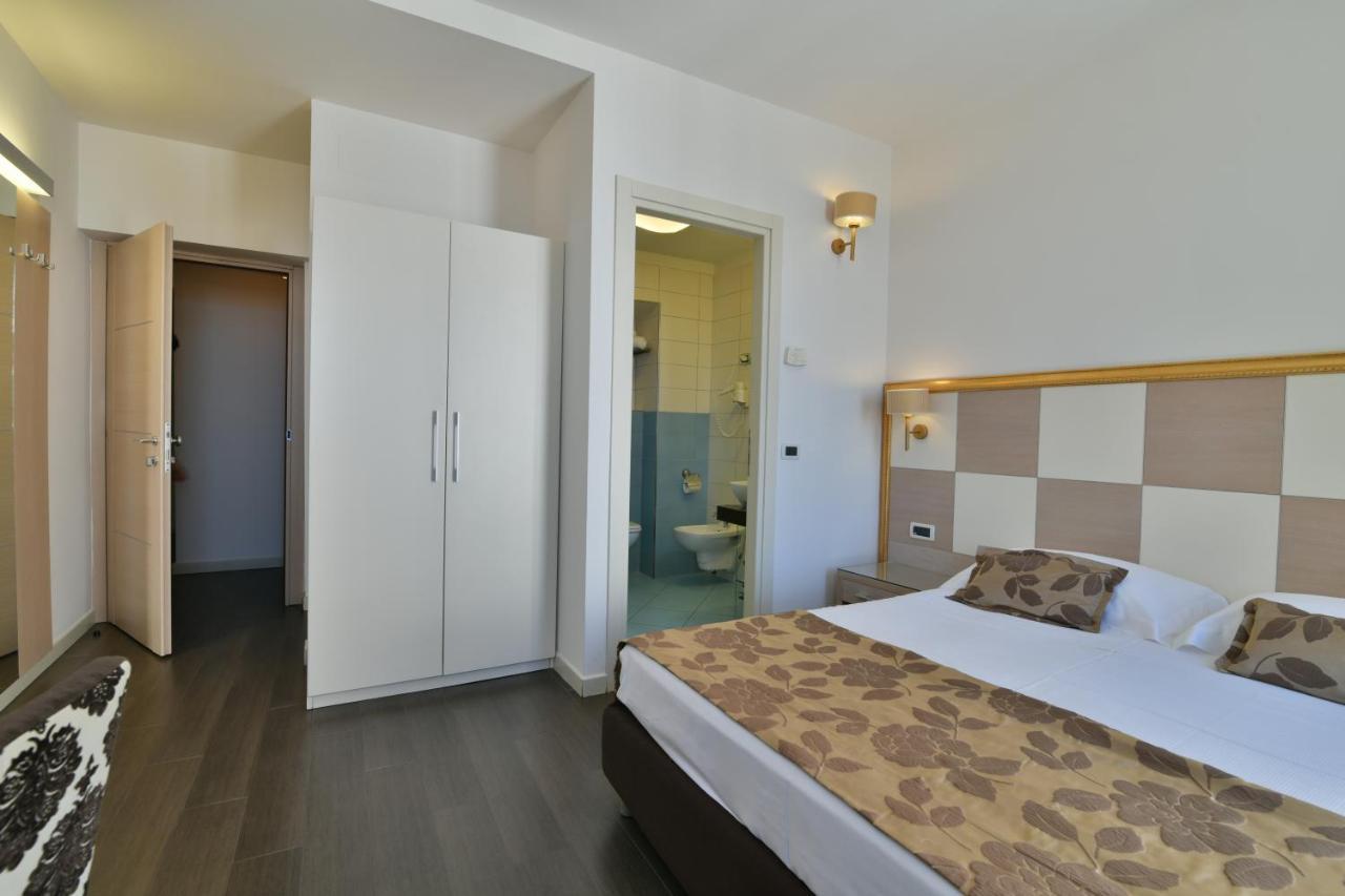 Hotel Le Chevalier Таормина Экстерьер фото